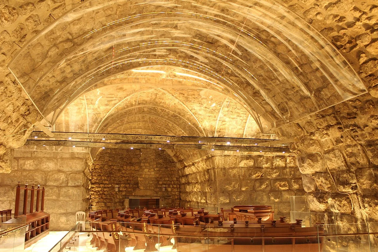 Innenraum des Western Wall Tunnels in Jerusalem